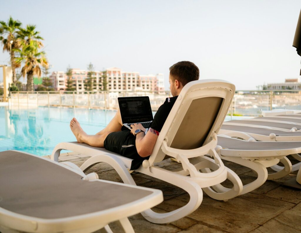 How to be a digital nomad and work from anywhere